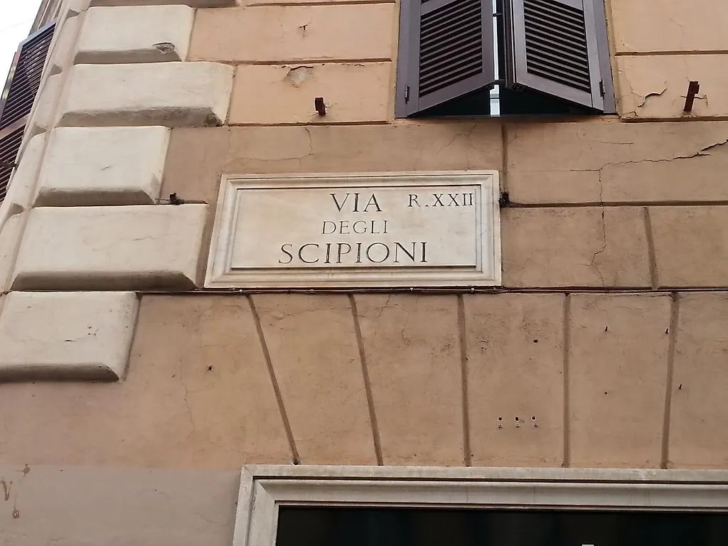 Bed & Breakfast Residenza Scipioni Luxury B&B Rome