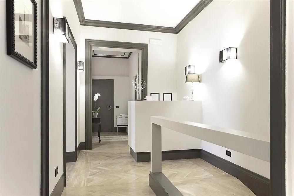 Residenza Scipioni Luxury B&B Rome 2*,