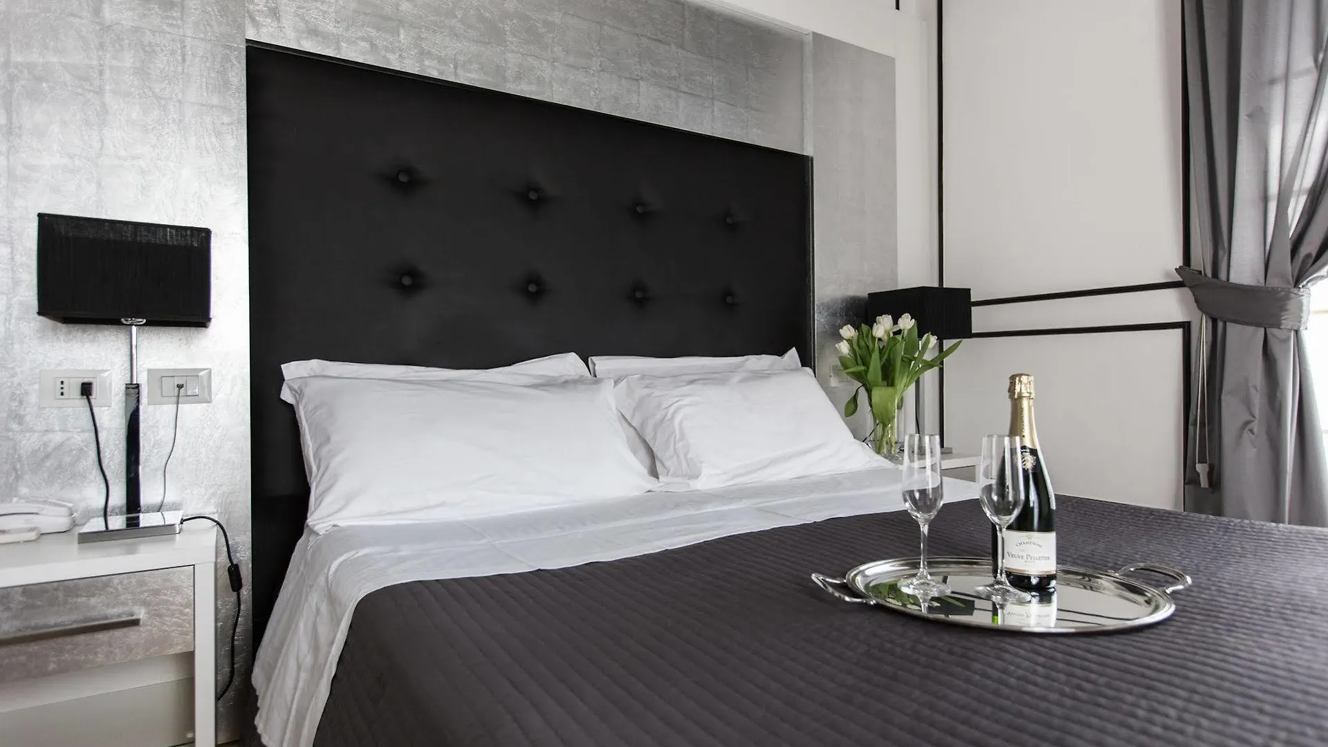 Residenza Scipioni Luxury B&B Rome Bed & Breakfast