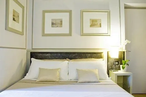 Bed & Breakfast Residenza Scipioni Luxury B&B Rome