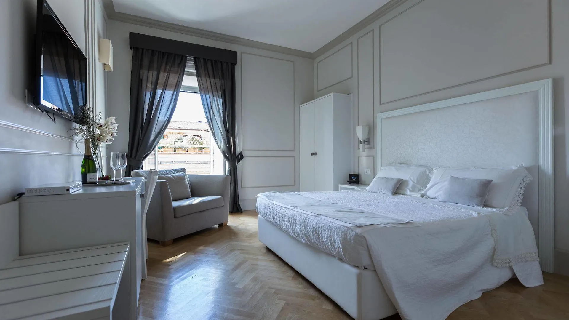 Residenza Scipioni Luxury B&B Рим Италия